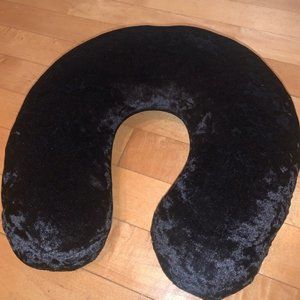 F21 travel pillow - crushed velvet